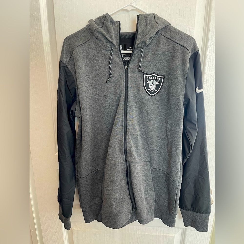 Nike Men Raiders Jacket Size M